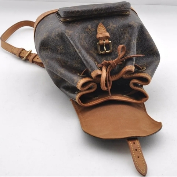 Authentic Louis Vuitton Monogram Montsouris PM Backpack LV EXELLENT CONDITION! - Picture 14 of 16